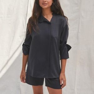 Lunya Long Sleeve Washable Silk Set. Black. XS.
